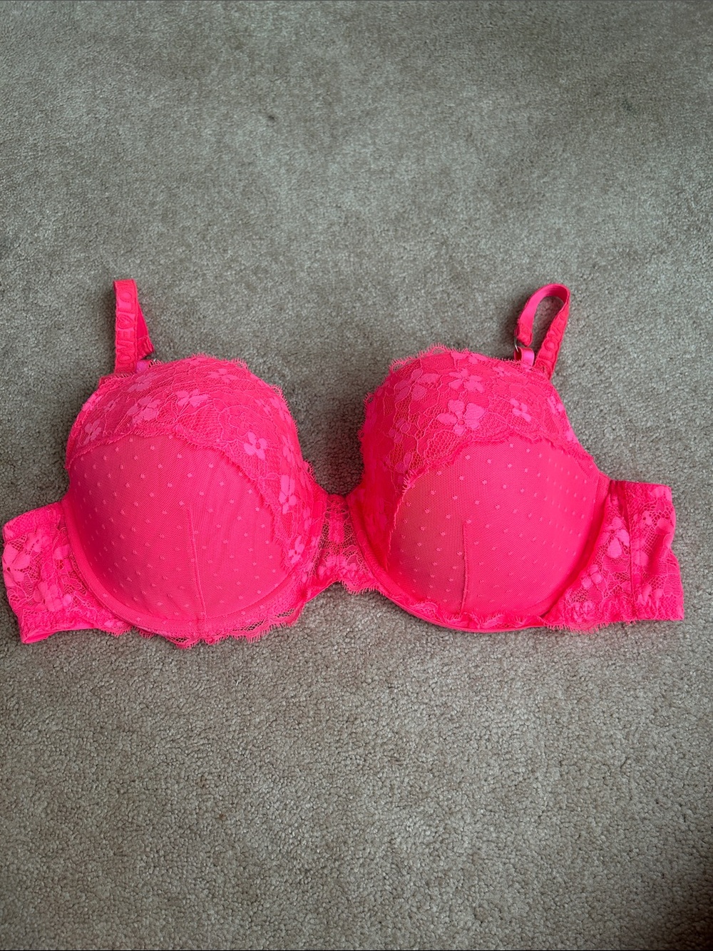 Victoria’s Secret Hot Pink Lace Underwire Bra